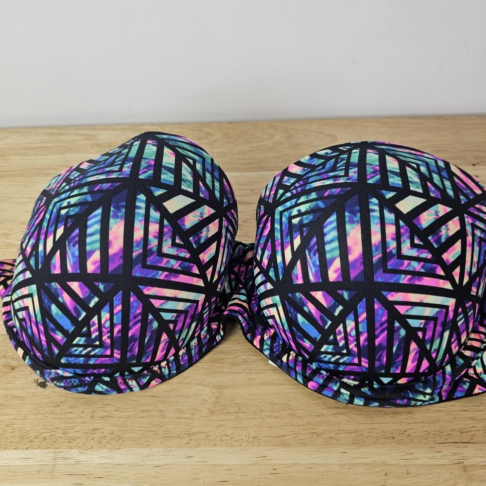PINK by Victoria Secret Wear Everywhere Push‎ up Strapless 36D Colorful Bra
